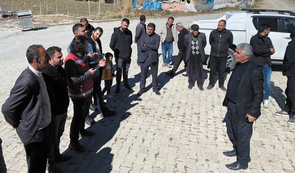 Van’da tarım ekipleri çiftçileri bilgilendirdi