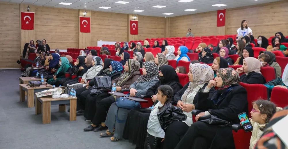 Büyükşehir’den Başkale’de Meme kanseri eğitim semineri